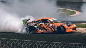 voiture de sport orange